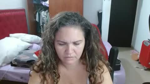 Snapshot of venecasexy44 chatting on 30, 11, 2025 venecasexy44 online show from 30, 11, 2025