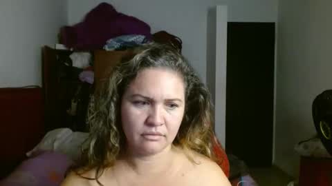 Snapshot of venecasexy44 chatting on 1, 12, 2025 venecasexy44 online show from 1, 12, 2025