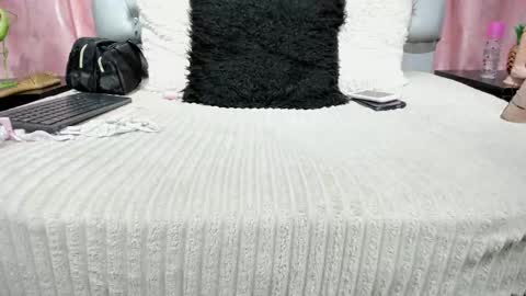 Snapshot of veneno_hot chatting on 7, 10, 2025 veneno hot online show from 7, 10, 2025