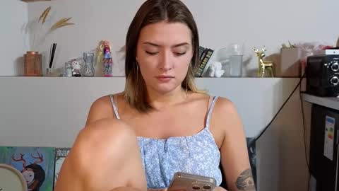 Snapshot of venera_style chatting on 17, 9, 2025 VENERA online show from 17, 9, 2025