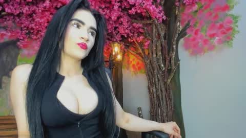 Snapshot of venomdoll_ chatting on 19, 12, 2025 VALERIA online show from 19, 12, 2025