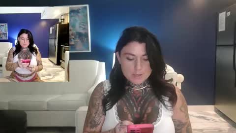 Snapshot of ventressinkbaby chatting on 22, 11, 2025 VentressInk online show from 22, 11, 2025