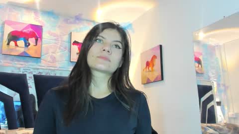 Snapshot of venus09_ chatting on 4, 12, 2025 Vennus online show from 4, 12, 2025