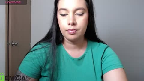 Snapshot of venus__24 chatting on 25, 6, 2026 venus online show from 25, 6, 2026