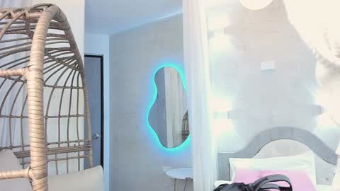 Snapshot of venus_flame chatting on 5, 2, 2025 VENUS online show from 5, 2, 2025