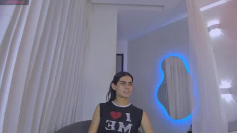 Snapshot of venus_flame chatting on 5, 3, 2025 VENUS online show from 5, 3, 2025