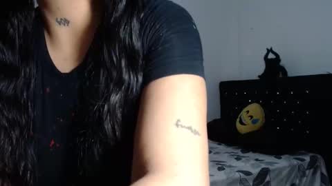Snapshot of venus_menoza chatting on 6, 12, 2024 venus_menoza online show from 6, 12, 2024