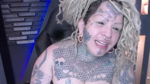 Snapshot of venus_rock chatting on 24, 4, 2026 Venus Ink online show from 24, 4, 2026