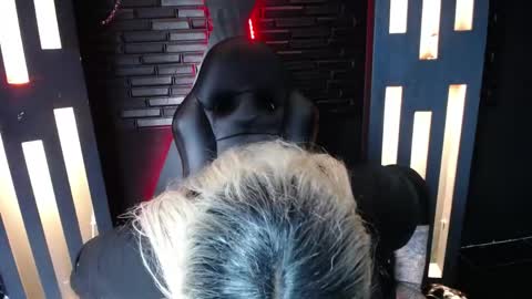 Snapshot of venus_rock chatting on 5, 5, 2026 Venus Ink online show from 5, 5, 2026