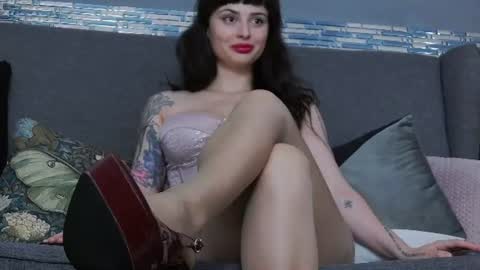 venusinylons online show from 30, 6, 2026