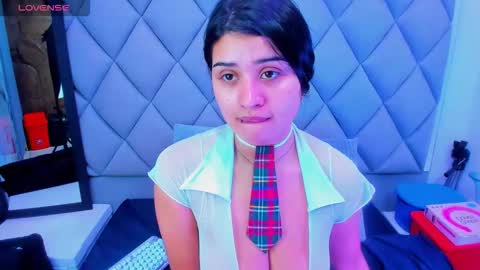 Venusowen  online show from 20, 11, 2025