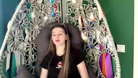 Snapshot of venussamples chatting on 11, 6, 2026 Mila online show from 11, 6, 2026