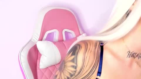 Shelly online show from 7, 11, 2025