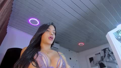 Snapshot of venuzconor chatting on 11, 1, 2025 ---Venuz--- online show from 11, 1, 2025