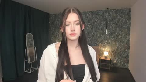 Veola online show from 20, 4, 2026