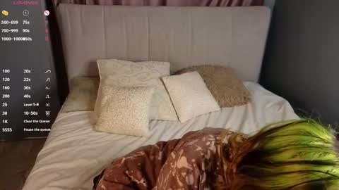 Erica online show from 3, 11, 2025