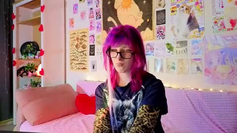 Snapshot of veolatownson chatting on 28, 4, 2026 Erica online show from 28, 4, 2026