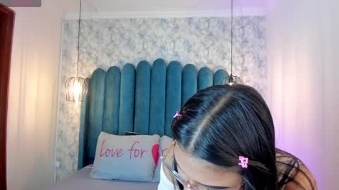 Domelipa  online show from 8, 4, 2026