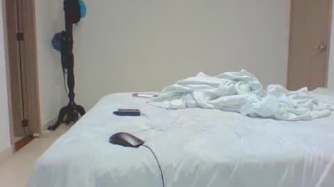 Snapshot of vergagolosa22 chatting on 10, 3, 2025 vergagolosa22 online show from 10, 3, 2025