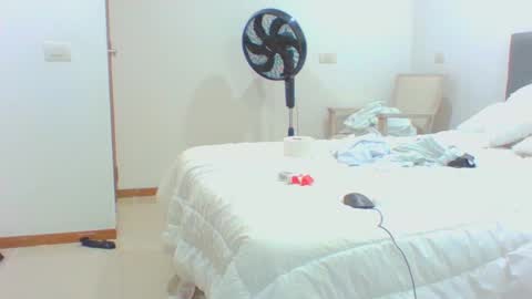 Snapshot of vergagolosa22 chatting on 22, 9, 2025 vergagolosa22 online show from 22, 9, 2025