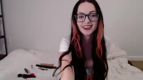 vero495065 online show from 6, 10, 2025