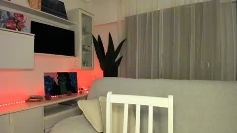 Lolitalolz online show from 26, 2, 2025