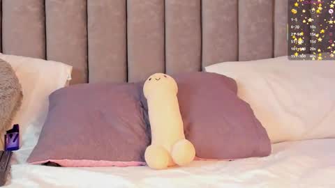 Snapshot of veronica3__ chatting on 29, 11, 2025 Vernica online show from 29, 11, 2025