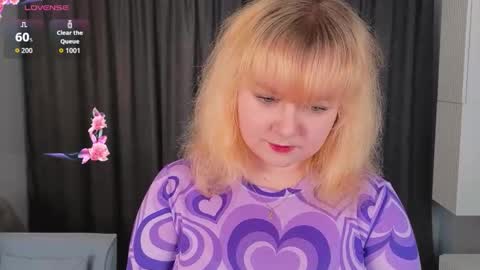 Snapshot of veronica_christensen chatting on 6, 10, 2025 Maria online show from 6, 10, 2025