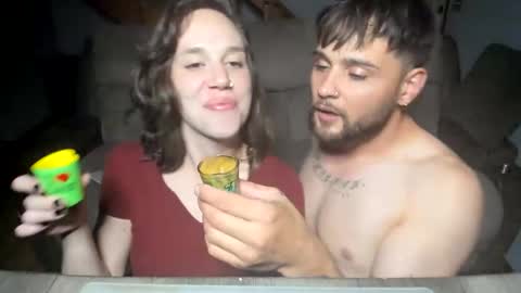 veronicaandalex online show from 9, 5, 2026