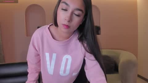 Snapshot of veronicablue1 chatting on 9, 10, 2025 Vero online show from 9, 10, 2025