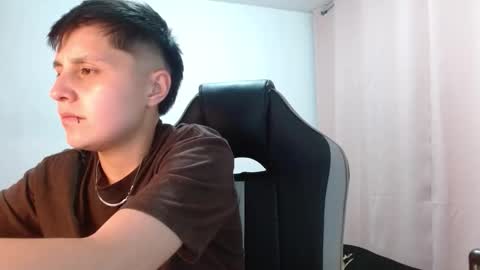 Snapshot of veronicaelite16 chatting on 18, 10, 2025 Veronica Clark online show from 18, 10, 2025