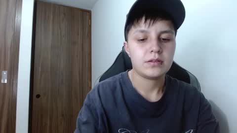 Snapshot of veronicaelite16 chatting on 4, 11, 2025 Veronica Clark online show from 4, 11, 2025