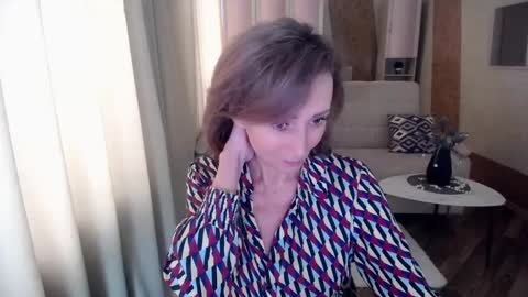 Helen online show from 16, 2, 2025