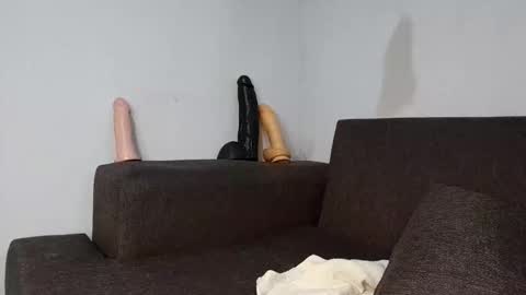 Snapshot of veronicaredonda chatting on 4, 10, 2025 veronicaredonda online show from 4, 10, 2025