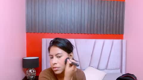 Veronica Robles online show from 12, 6, 2026
