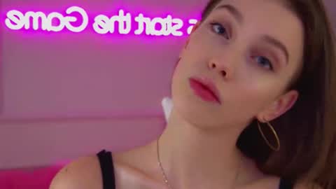 Snapshot of veronicavance chatting on 16, 9, 2025 Veronica online show from 16, 9, 2025