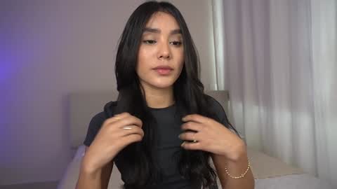  V A L  help me reach 100likes online show from 8, 9, 2025