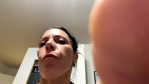 Snapshot of veroniquepothier3 chatting on 16, 12, 2025 veroniquepothier3 online show from 16, 12, 2025