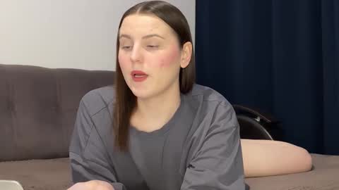 Karina followed me bb online show from 15, 12, 2025