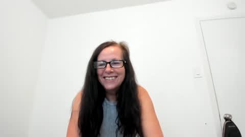 verysassypeachgoddess online show from 3, 7, 2026
