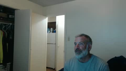 hairy man online show from 16, 2, 2026