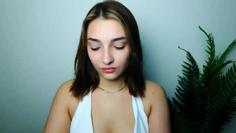 Snapshot of veryveryshygirl chatting on 29, 11, 2025 Ana online show from 29, 11, 2025