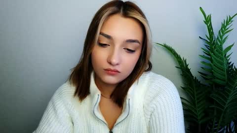 Snapshot of veryveryshygirl chatting on 6, 1, 2026 Ana online show from 6, 1, 2026