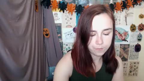 veryveryvery_shy online show from 13, 10, 2025