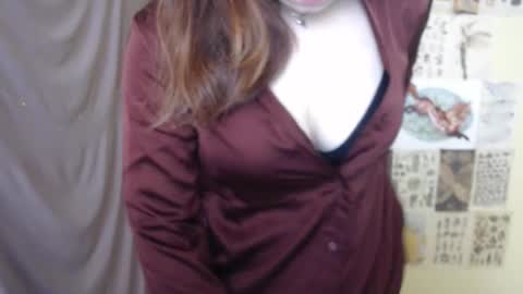 veryveryvery_shy online show from 4, 12, 2025