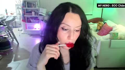 vesafine online show from 8, 10, 2025