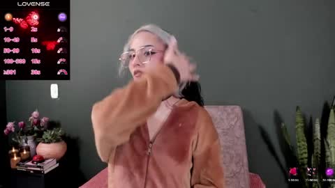 natalia gomez online show from 19, 4, 2026