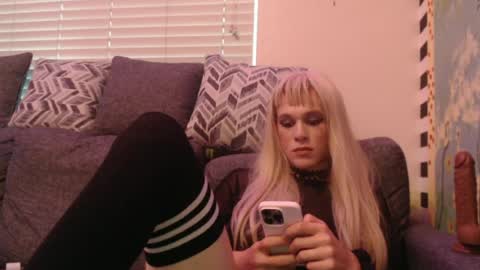 veximoonn online show from 25, 6, 2026