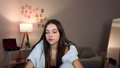 Snapshot of vexorin chatting on 14, 12, 2025 Rachel online show from 14, 12, 2025