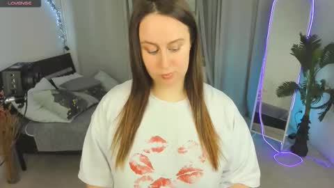 Snapshot of via_lattea_ chatting on 15, 1, 2026 Camilla online show from 15, 1, 2026